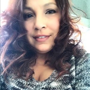 Meet your Posher, Evelyn